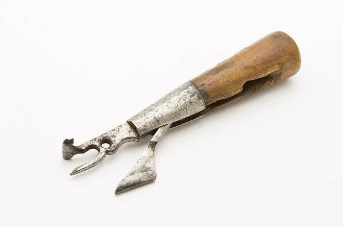 18th Century French Boxwood Handled Race Knife Signed E. HERRER TL - 40063