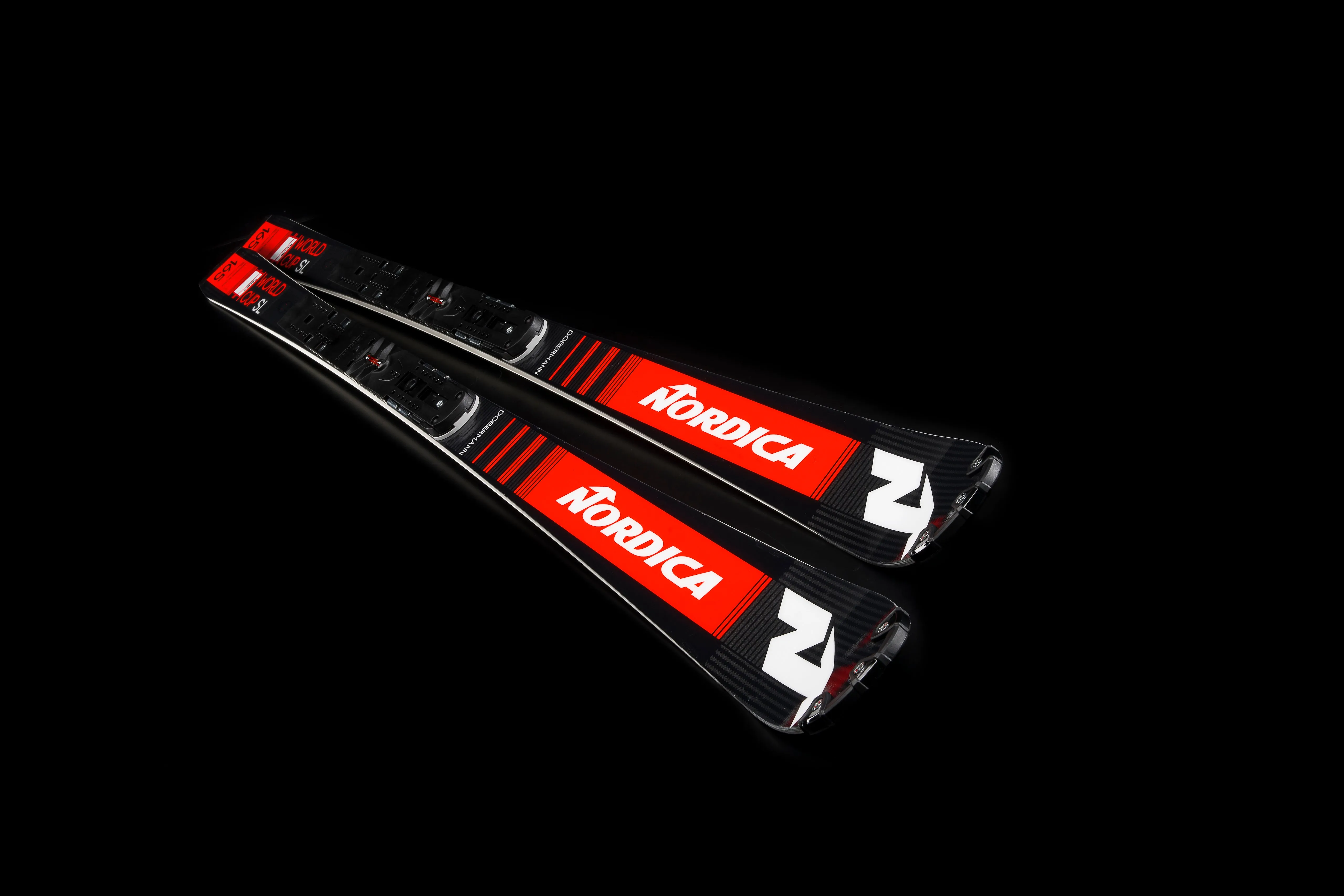 2018 Nordica Dobermann WC FIS SL