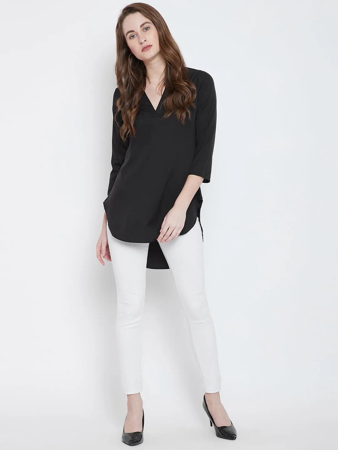 Berrylush Women Solid Black V-Neck Three-Quarter Sleeves High-Low Top