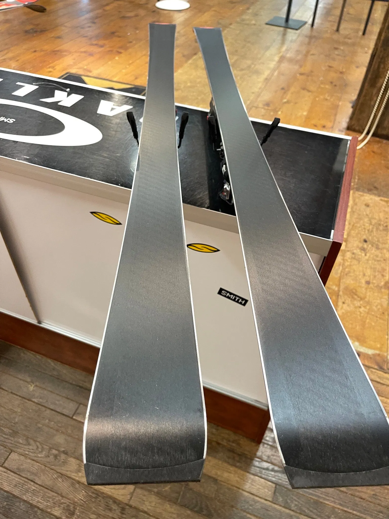 Blizzard Firebird WRC with Marker Xcell 14 Bindings - DEMO SKI