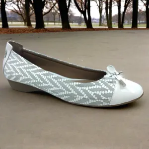 Embark by Diana Ferrari Supersoft - White Multi