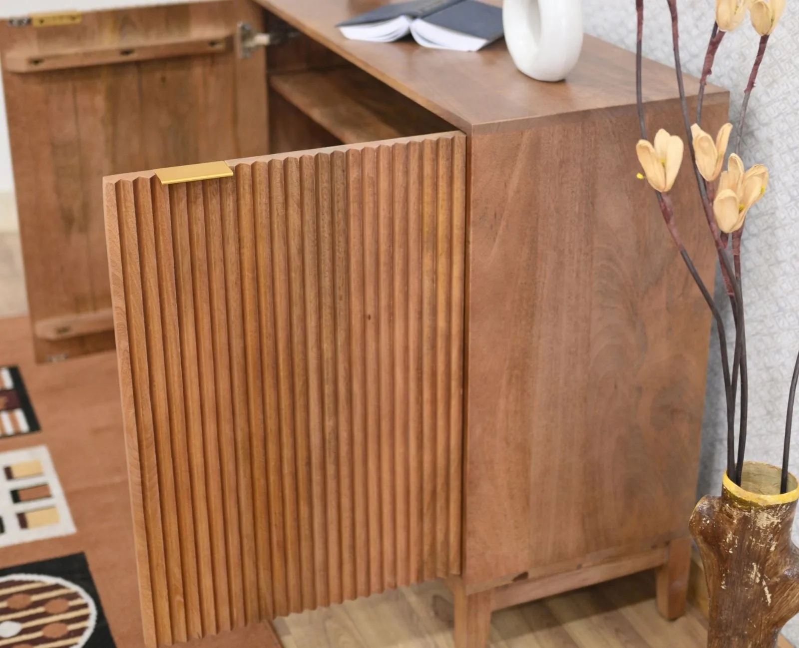 Manhattan Solid Wood Shoe Rack Two Door