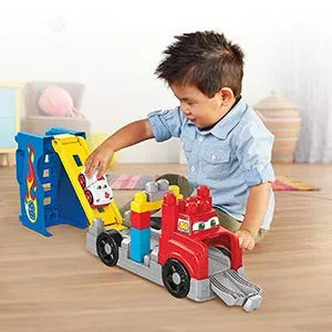 Mega Bloks Build & Race Rig Vehicle Set with 5-Racing Sounds