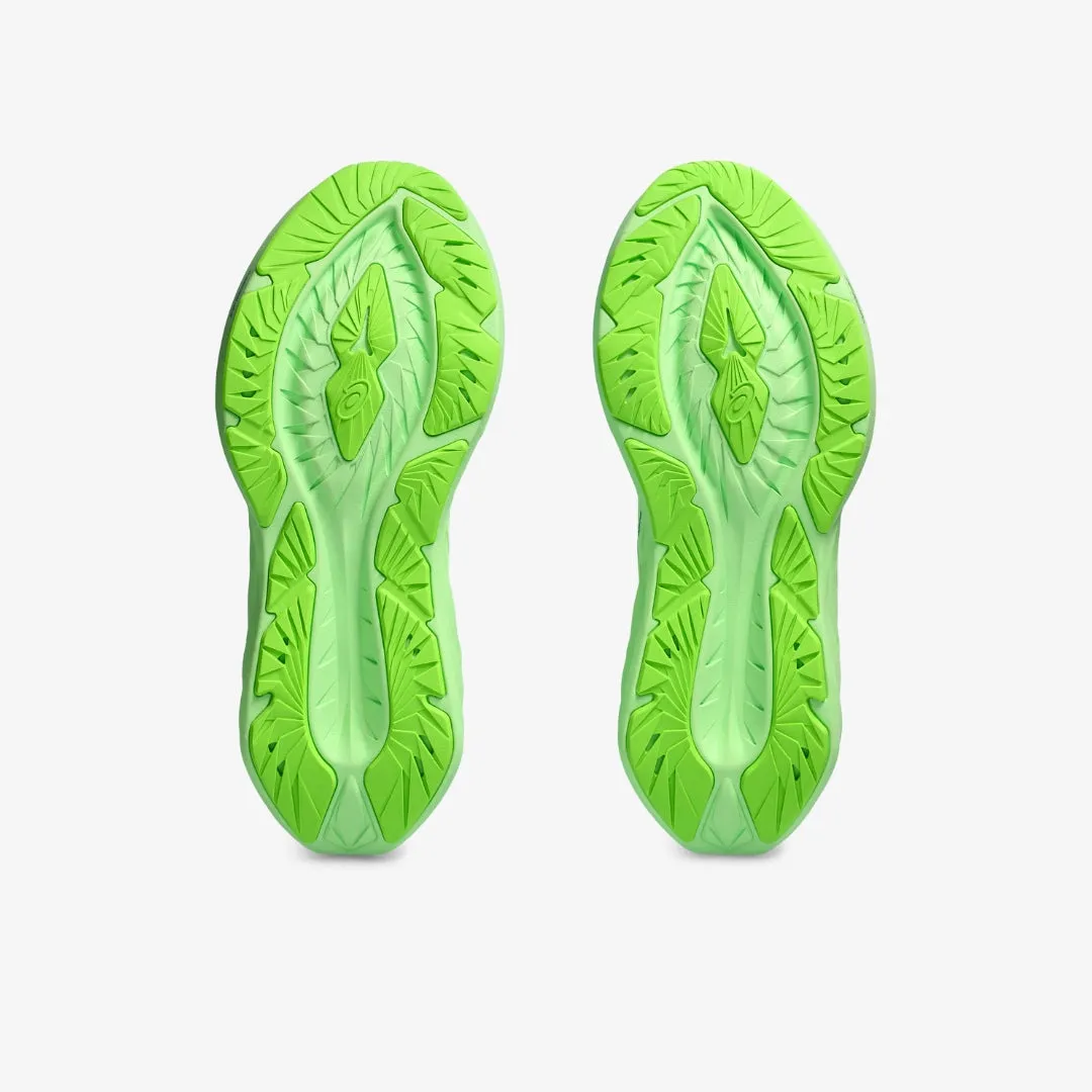 Men's Novablast 4