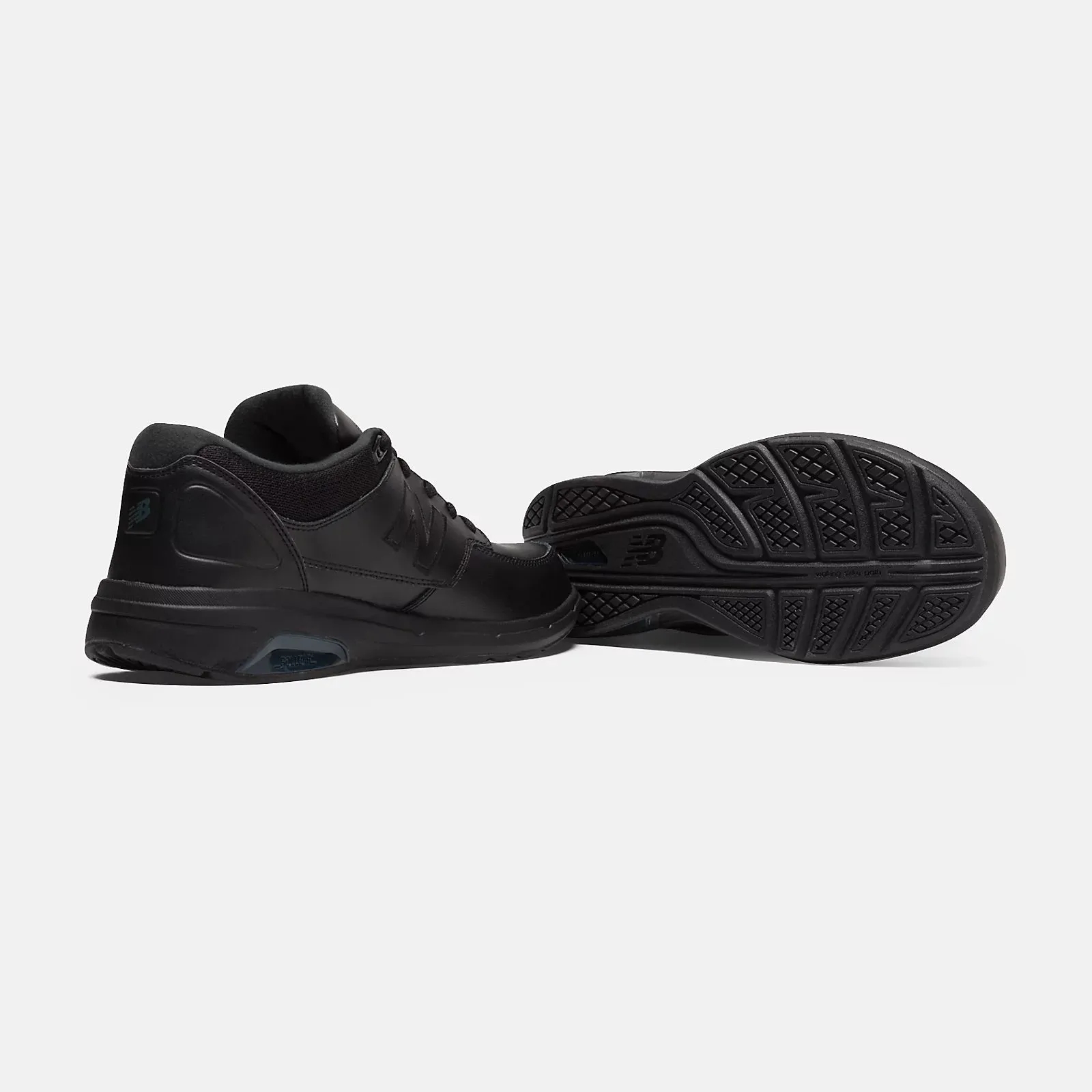 Mens Wide Fit New Balance MW813BK Walking Trainers