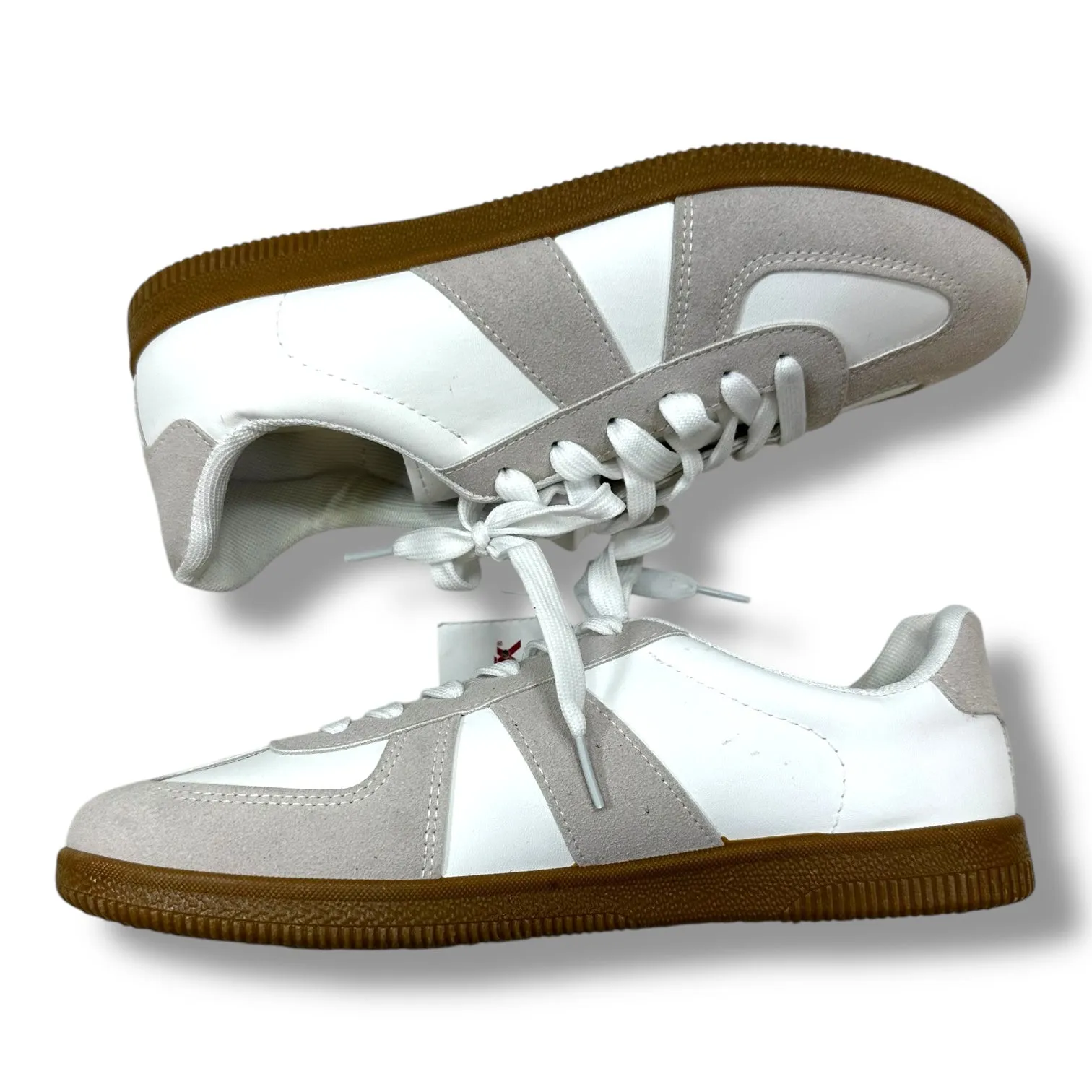 Shoes Athletic By Madden Girl In Tan, Size: 10