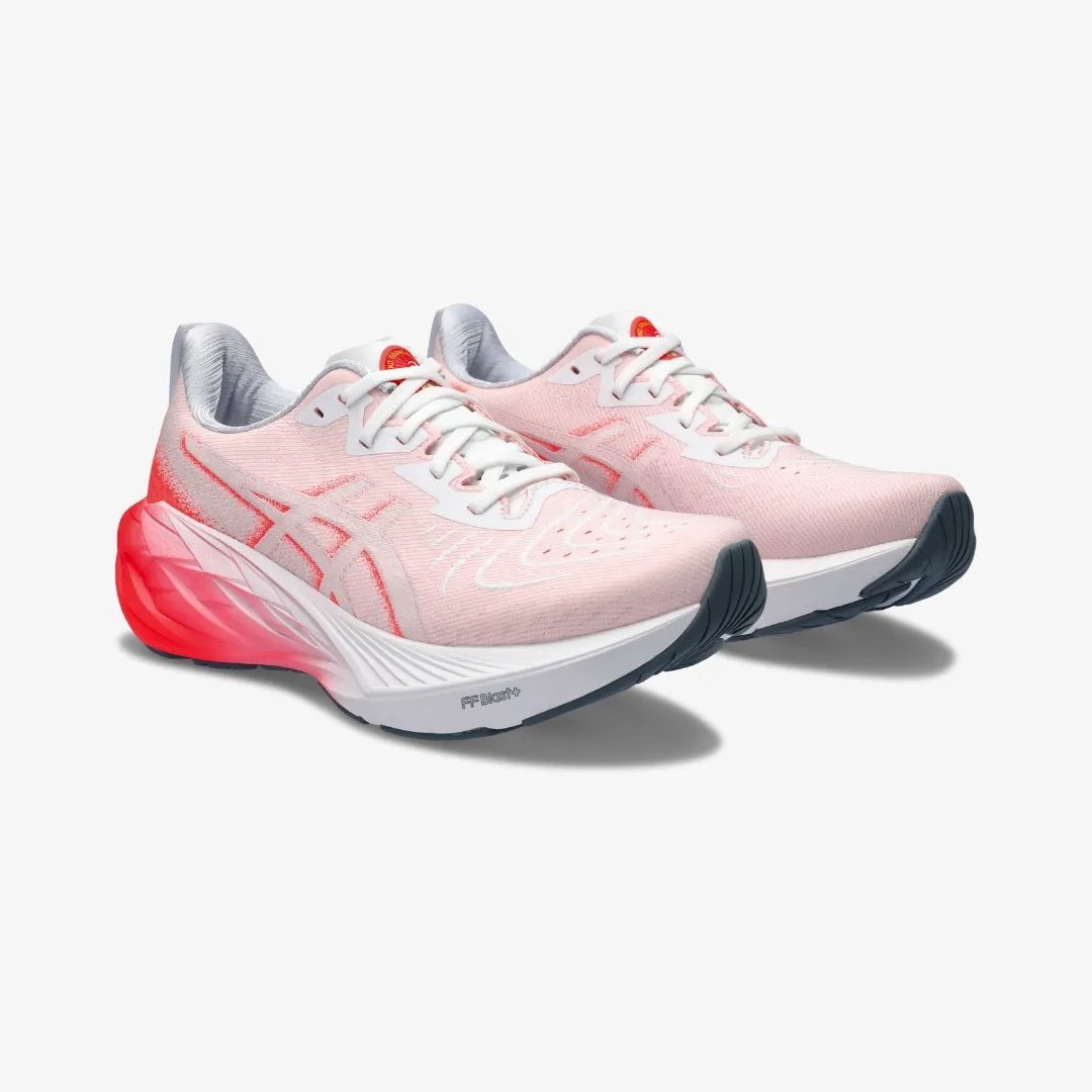 Women's Novablast 4