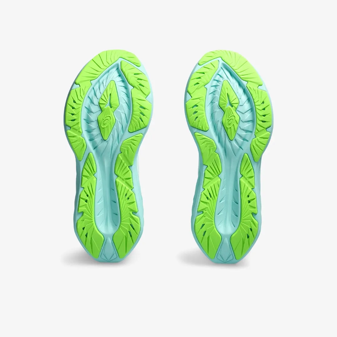 Women's Novablast 4