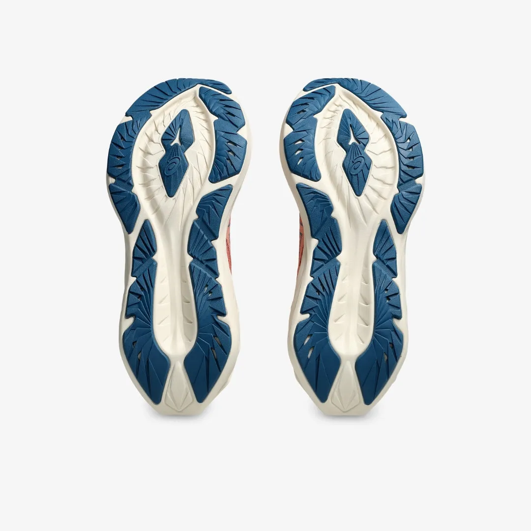 Women's Novablast 4